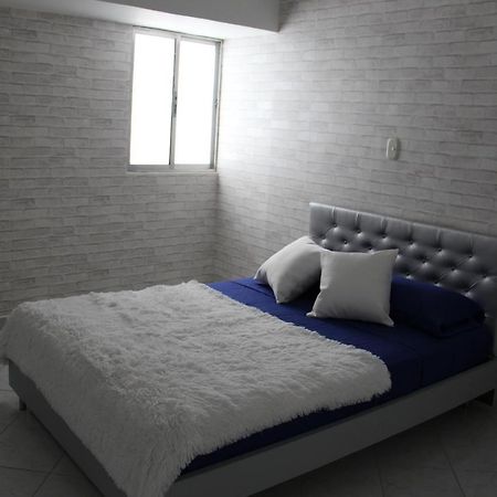 Casa Portico Hotel Medellin Bagian luar foto